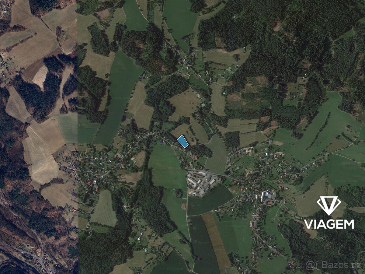 Pole 3 708 m², Podíl 14 % o výměře 530 m²