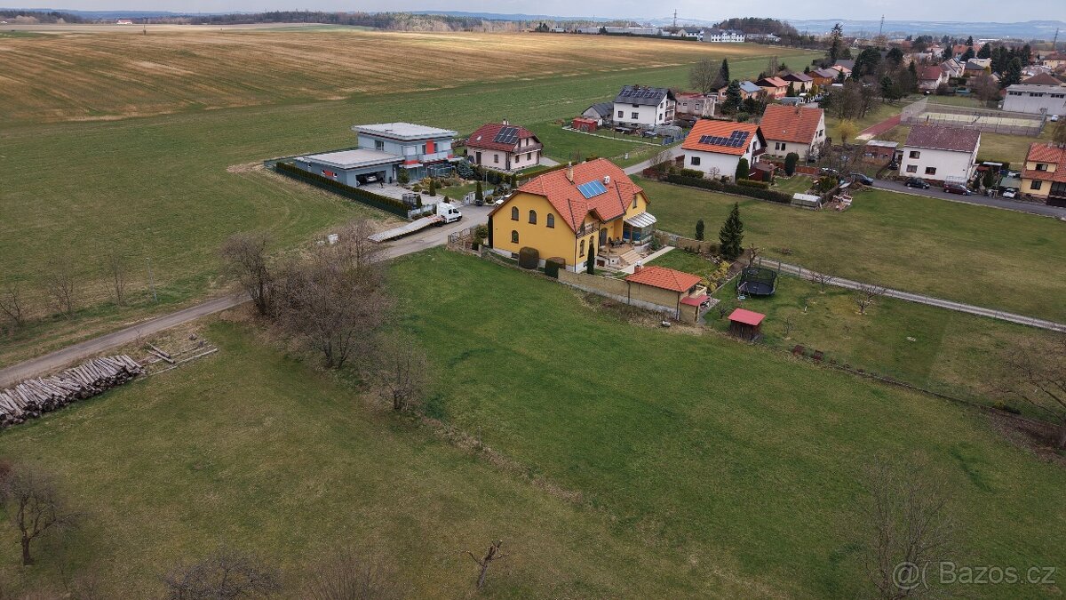Stavební pozemek v Malšicích
