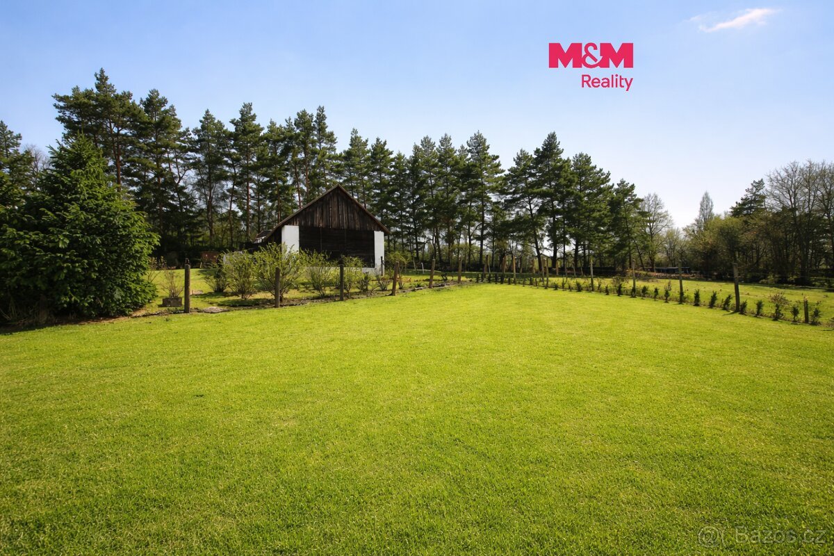 Prodej pozemku k bydlení, 896 m², Soutice