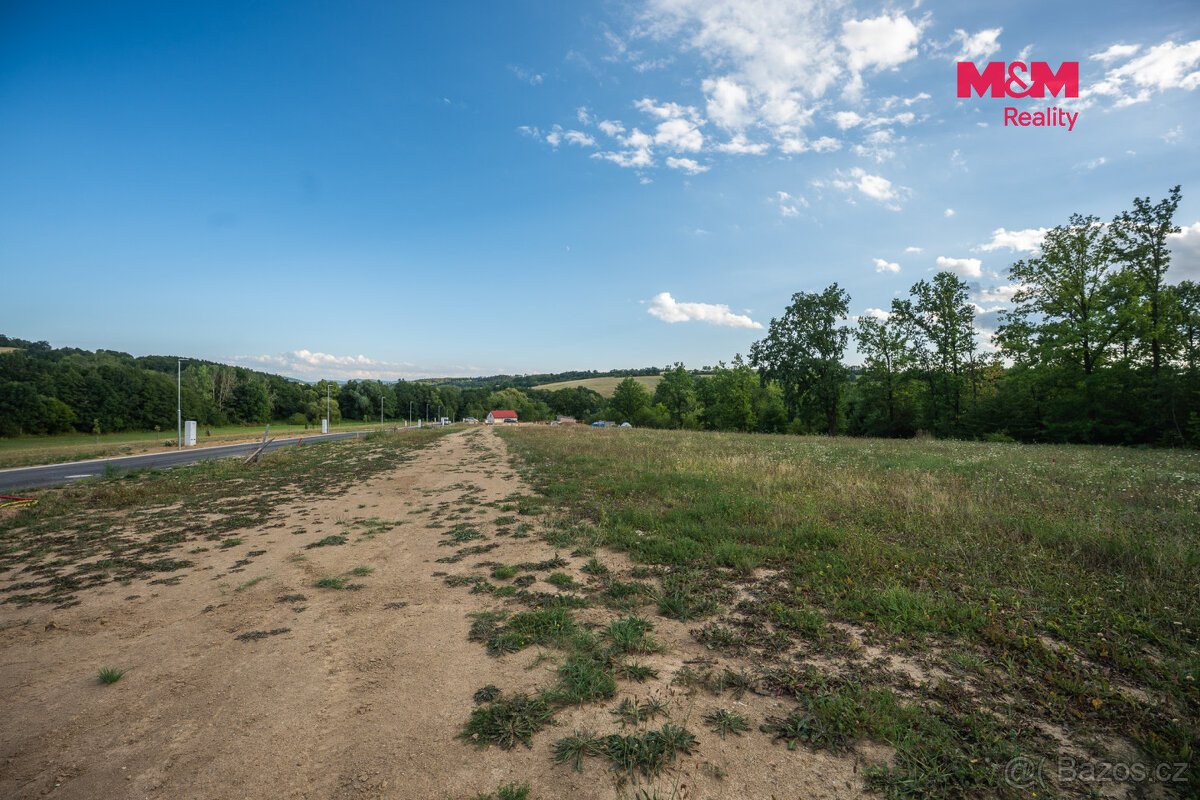 Prodej pozemku k bydlení, 1138 m², Újezd