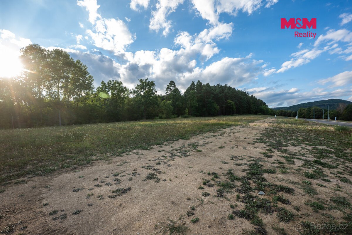 Prodej pozemku k bydlení, 1138 m², Újezd