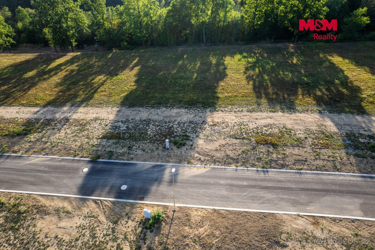 Prodej pozemku k bydlení, 1138 m², Újezd
