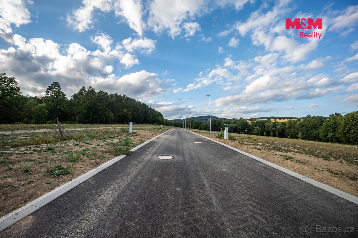 Prodej pozemku k bydlení, 1138 m², Újezd