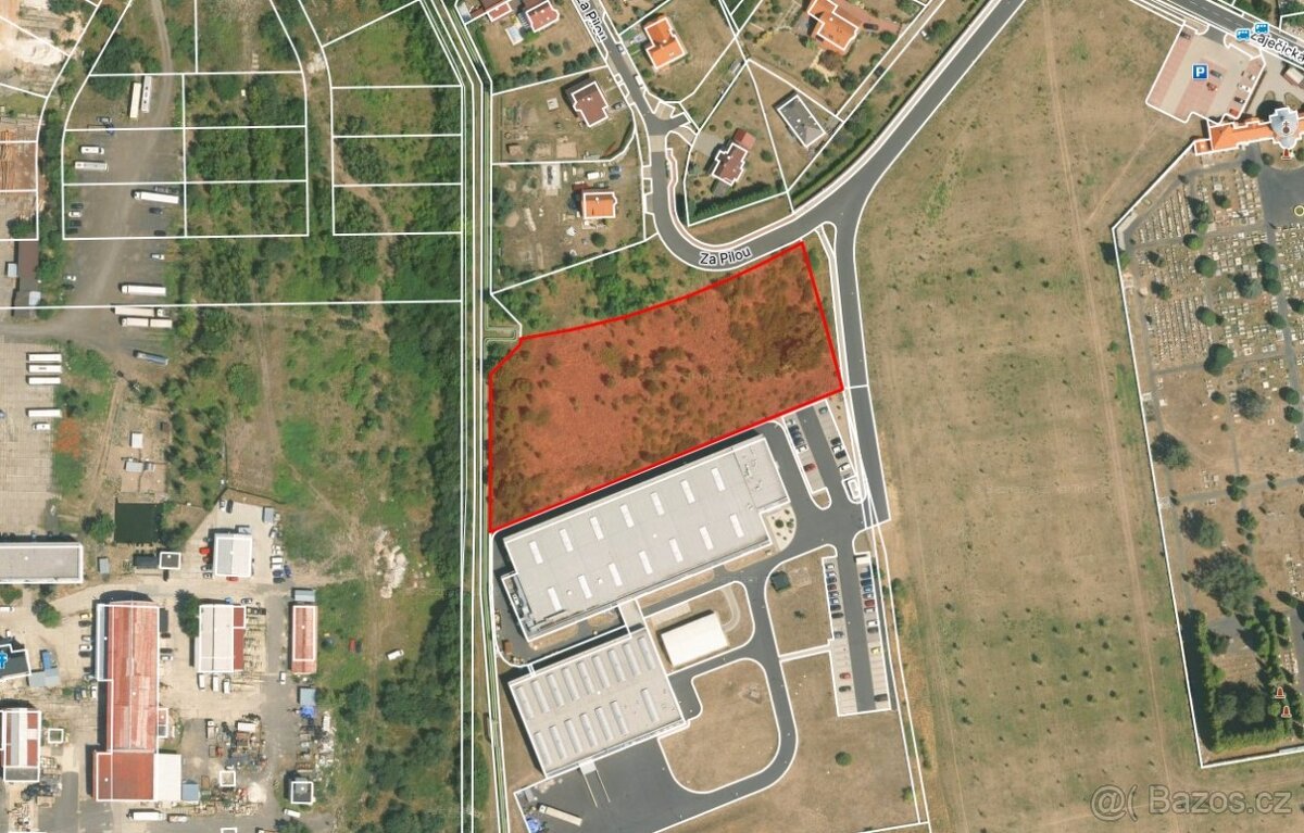 Komerční pozemek se stavebním povolením - Jirkov - 7 310 m2