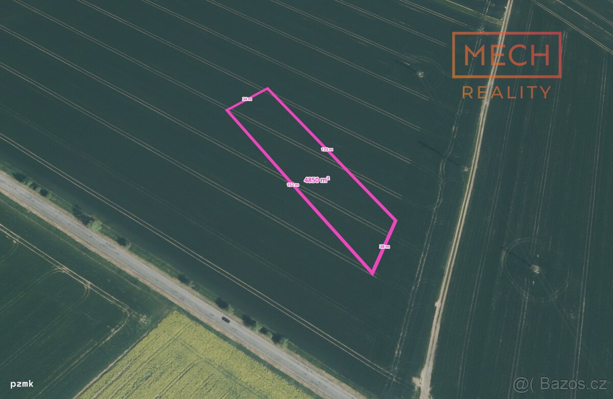 Prodej parcely o výměře 4 850 m2 pro budoucí komerční využit