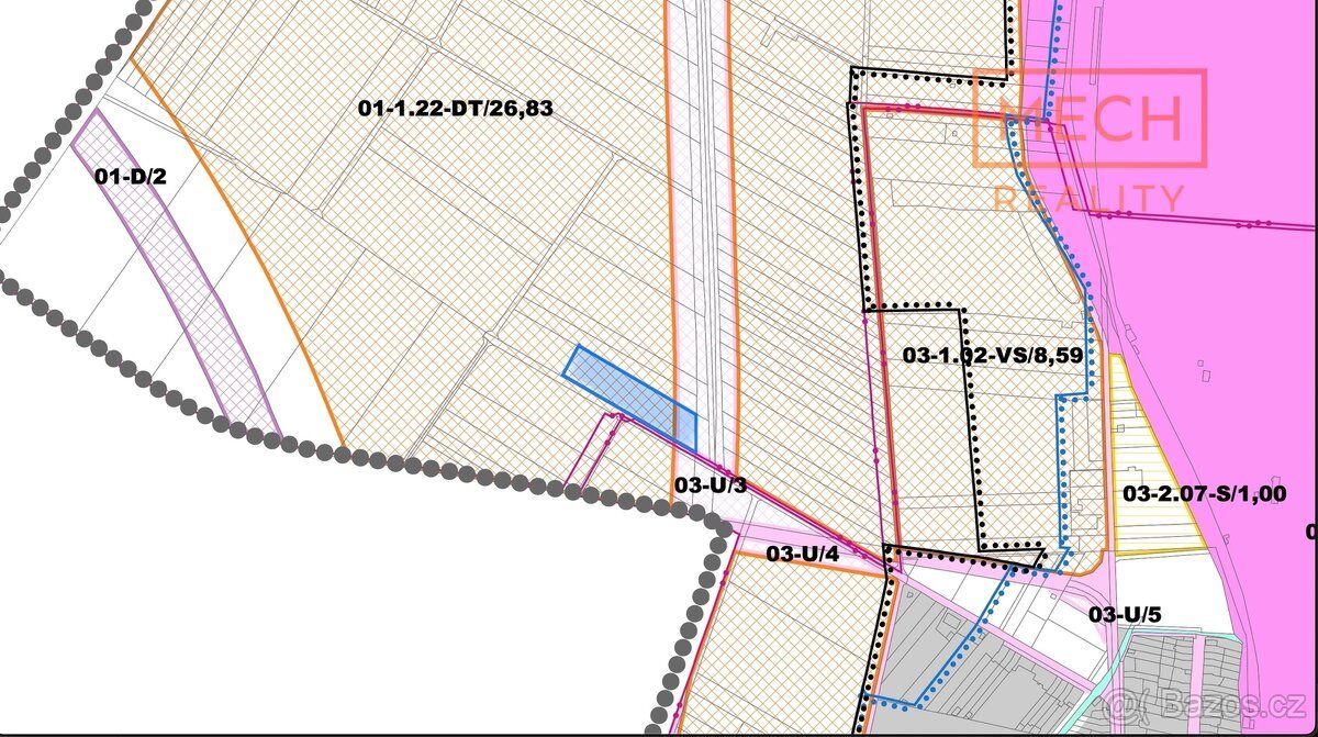 Prodej parcely o výměře 4 850 m2 pro budoucí komerční využit