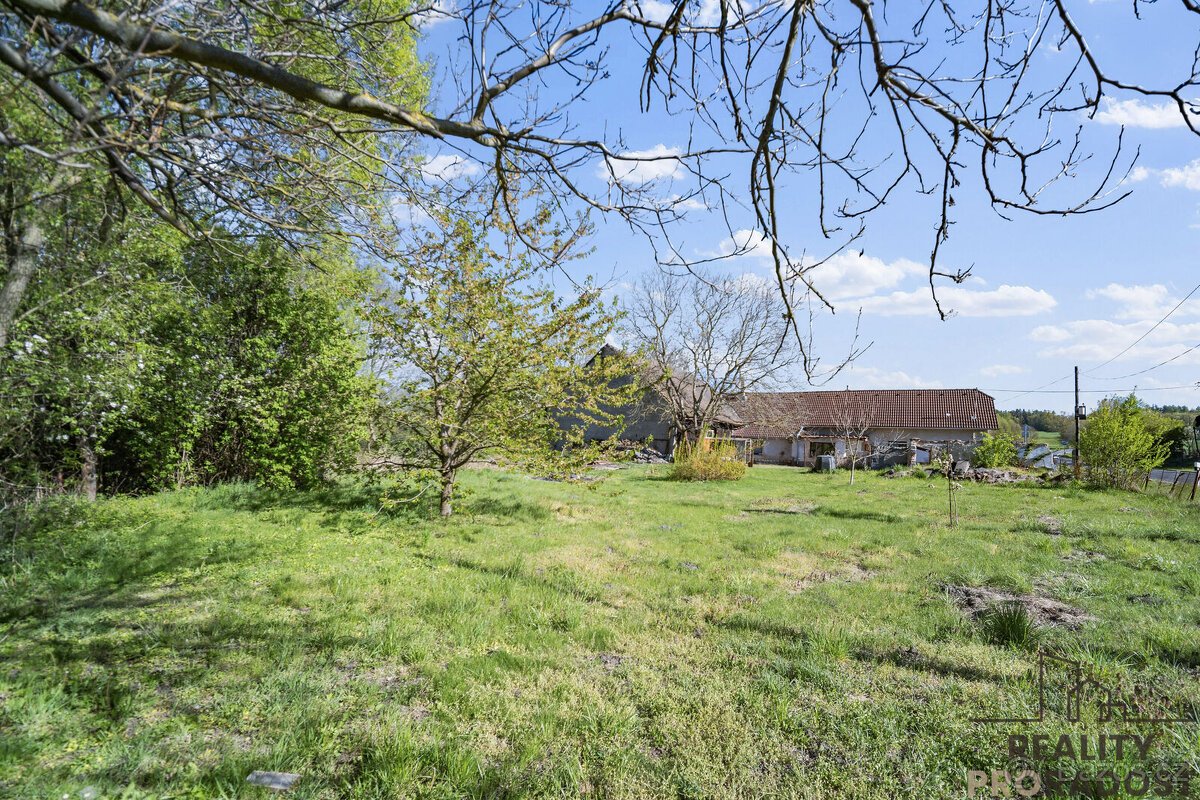 Prodej pozemku, Louka - Vrbatův Kostelec