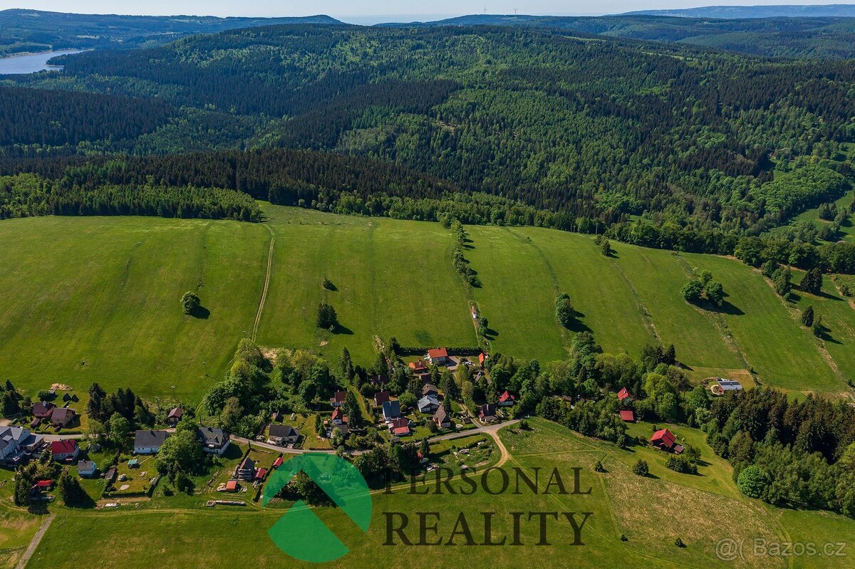 Prodej stavebního pozemku 23 978 m², Český Jiřetín