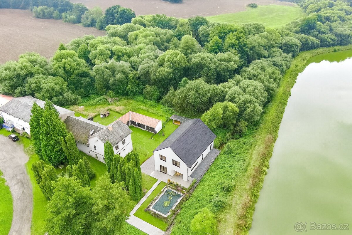 Prodej stavebního pozemku – Krusičany, Týnec nad Sázavou