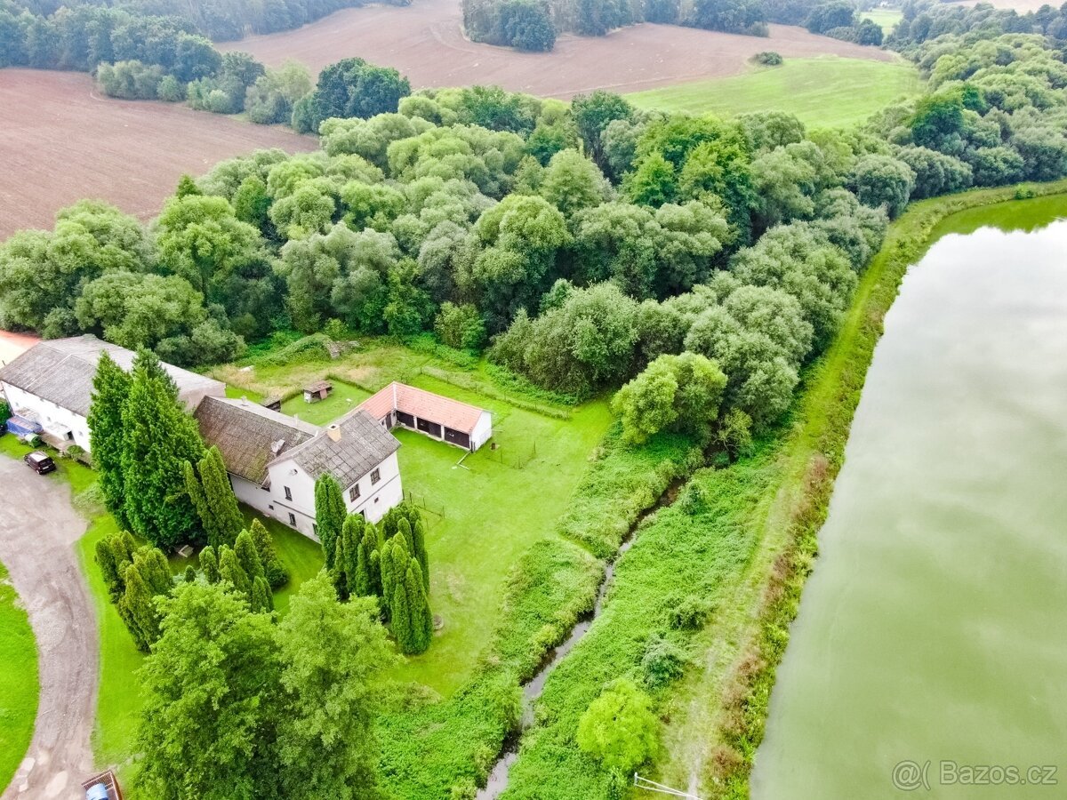 Prodej stavebního pozemku – Krusičany, Týnec nad Sázavou