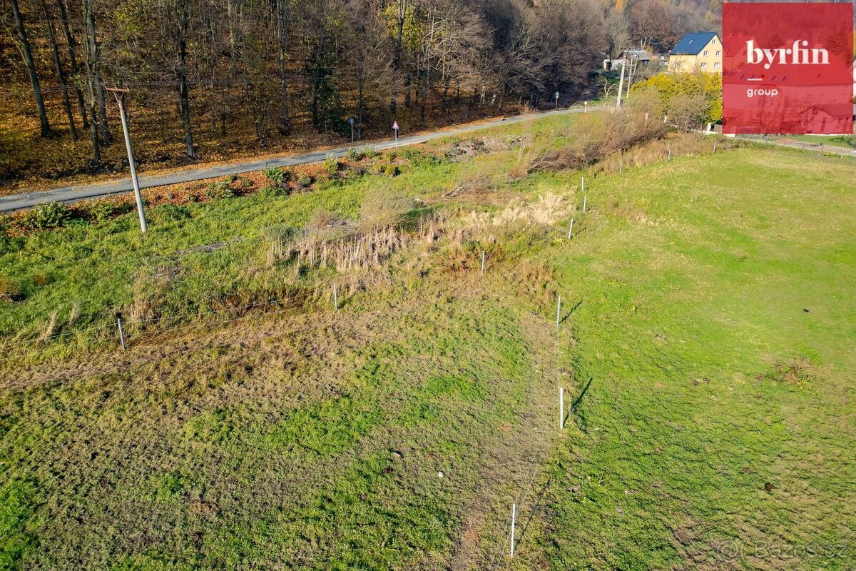 Prodej stavebního pozemku 1216 m2 v Hradci nad Moravicí