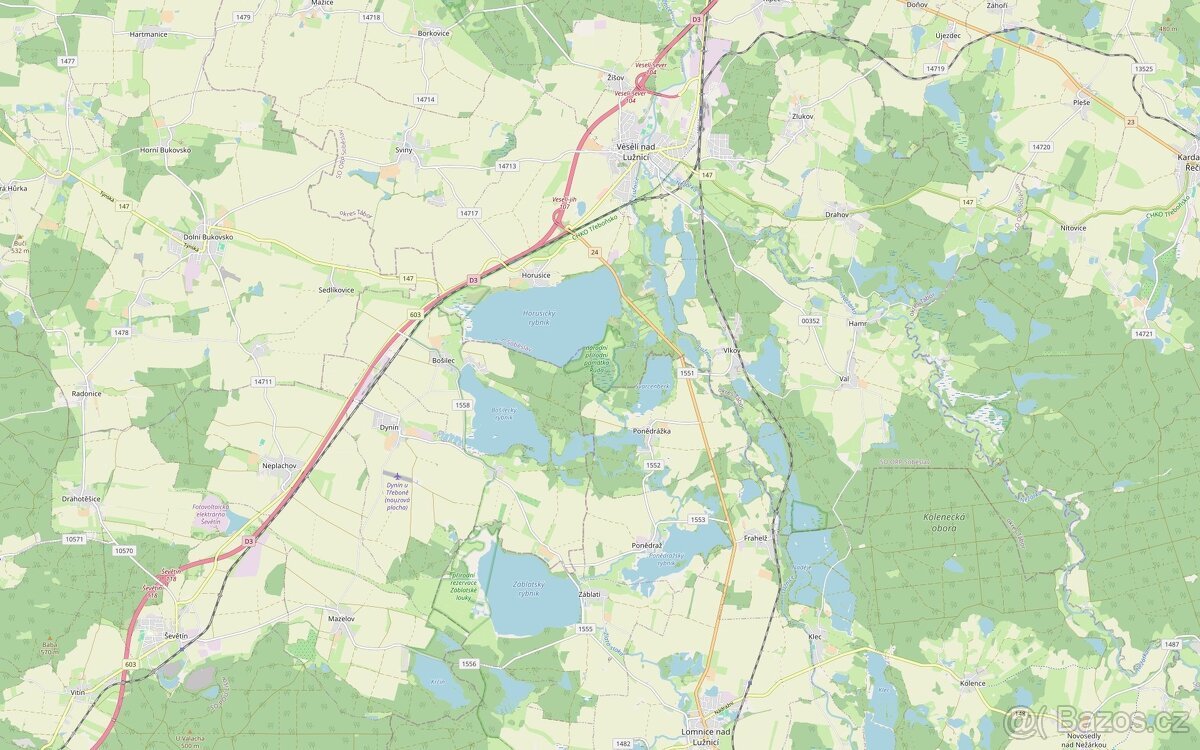 Prodej podílu 1/66 specifického pozemku 3 732 m², Veselí nad