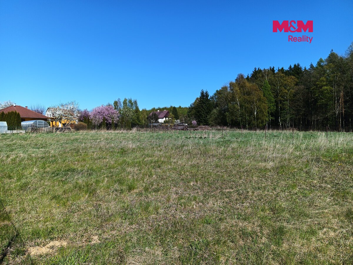 Prodej pozemku k bydlení, 16127 m², Vítězná