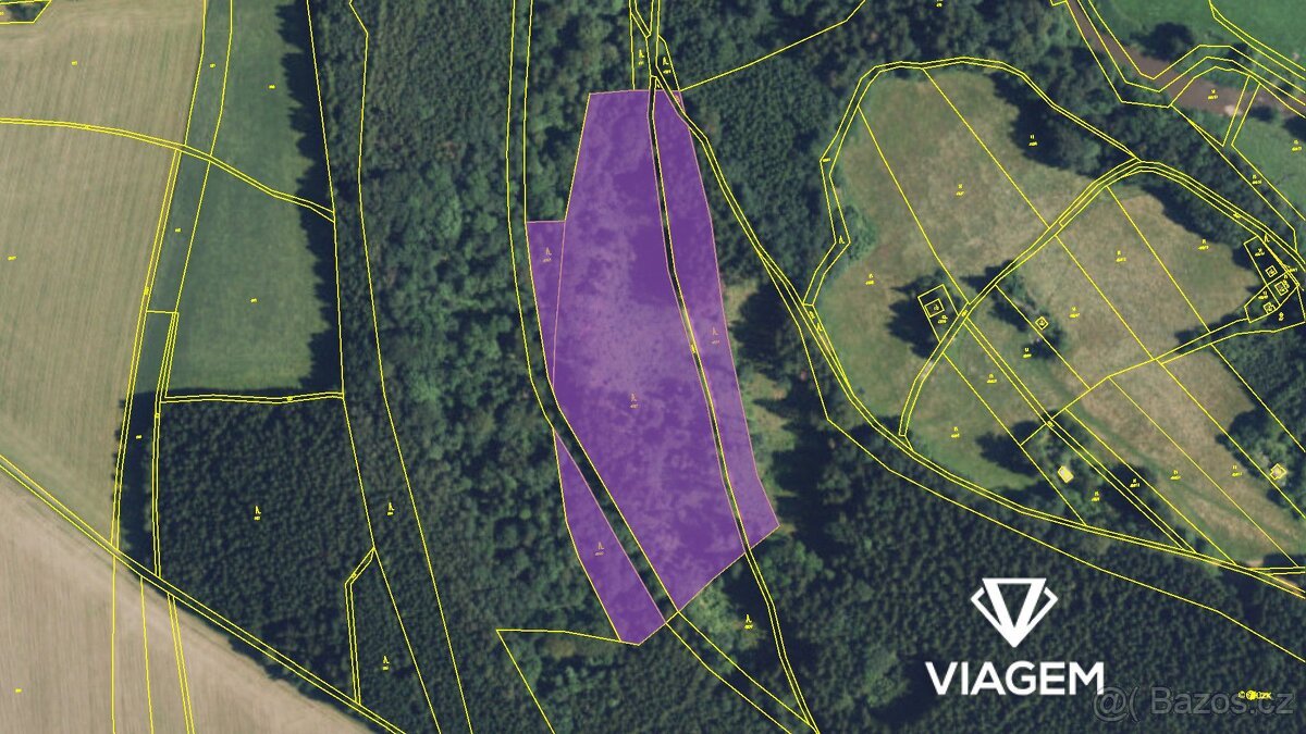 Les 28 356 m², Podíl 88 % o výměře 23 817 m²