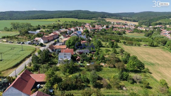 Čeložnice - Stavební pozemek Čeložnice u Kyjova - 1584m2