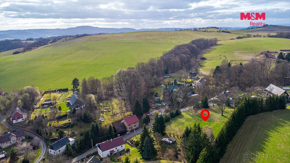 Prodej pozemku k bydlení 4466 m2 ve Velké Bukovině
