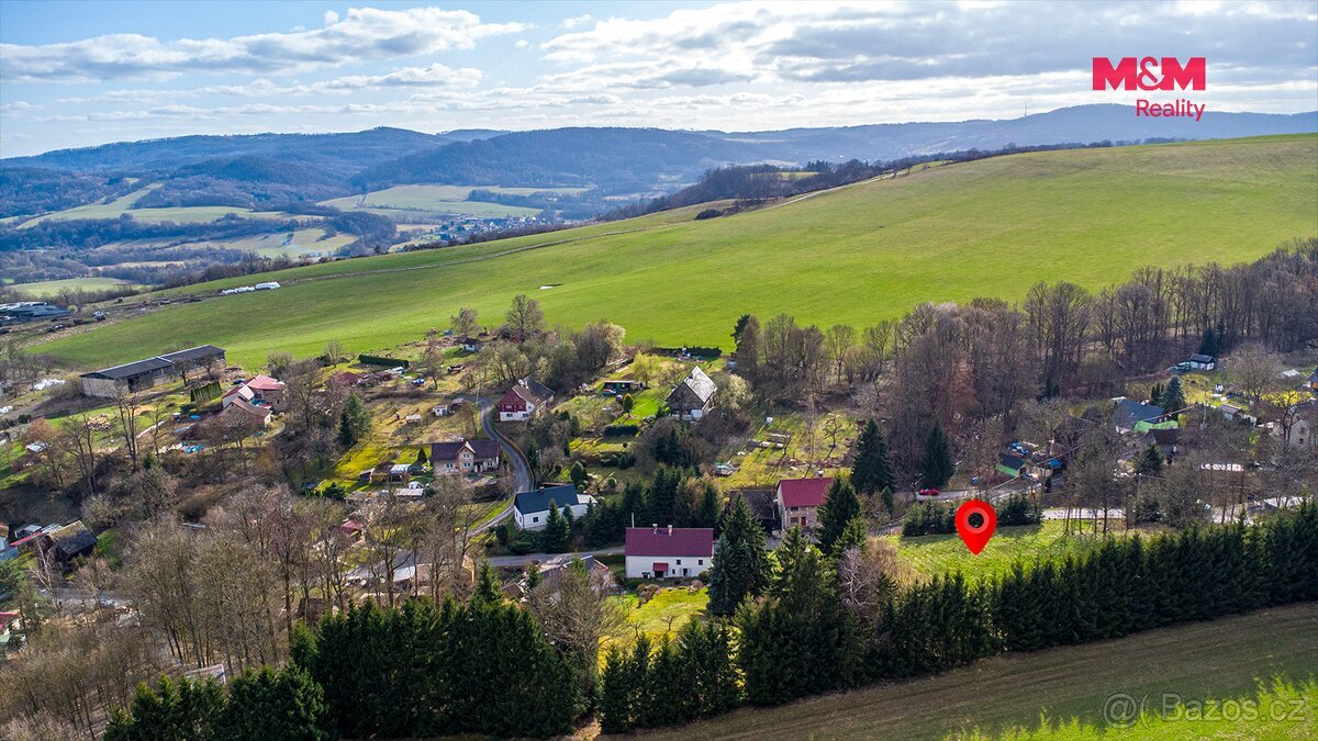 Prodej pozemku k bydlení 4466 m2 ve Velké Bukovině