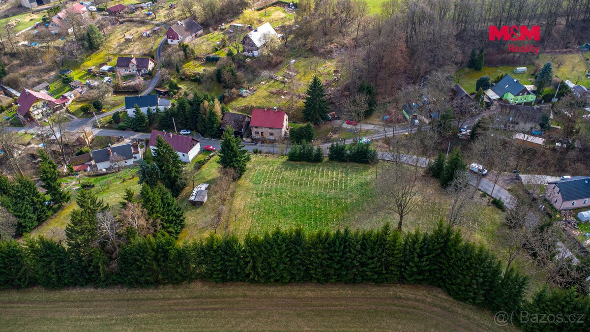 Prodej pozemku k bydlení 4466 m2 ve Velké Bukovině