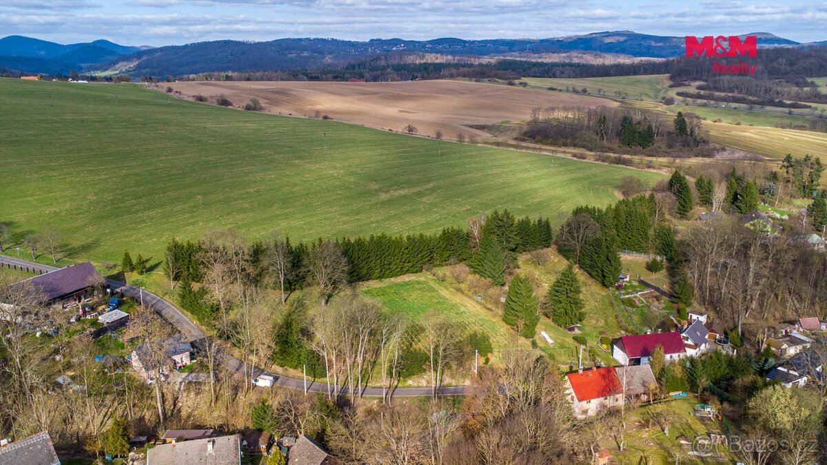 Prodej pozemku k bydlení 4466 m2 ve Velké Bukovině