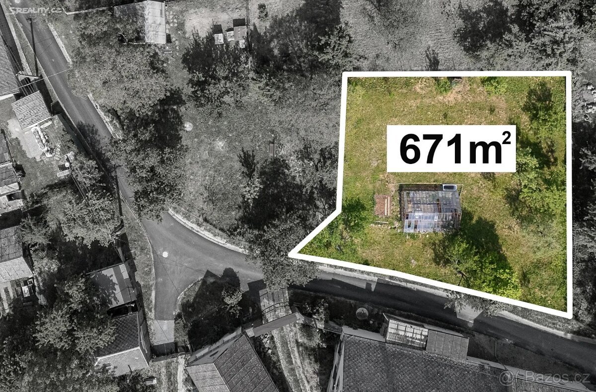 Prodej stavebního pozemku 671m