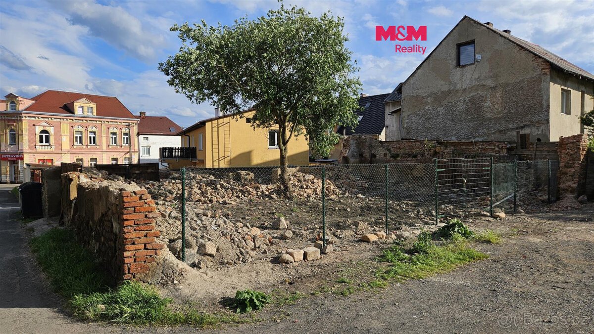 Prodej pozemku k bydlení, 248 m², Dubí, ul. Tramvajní