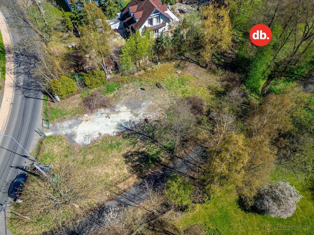 Prodej stavebního pozemku 878 m², Sadov - Bor, ev.č. 01765