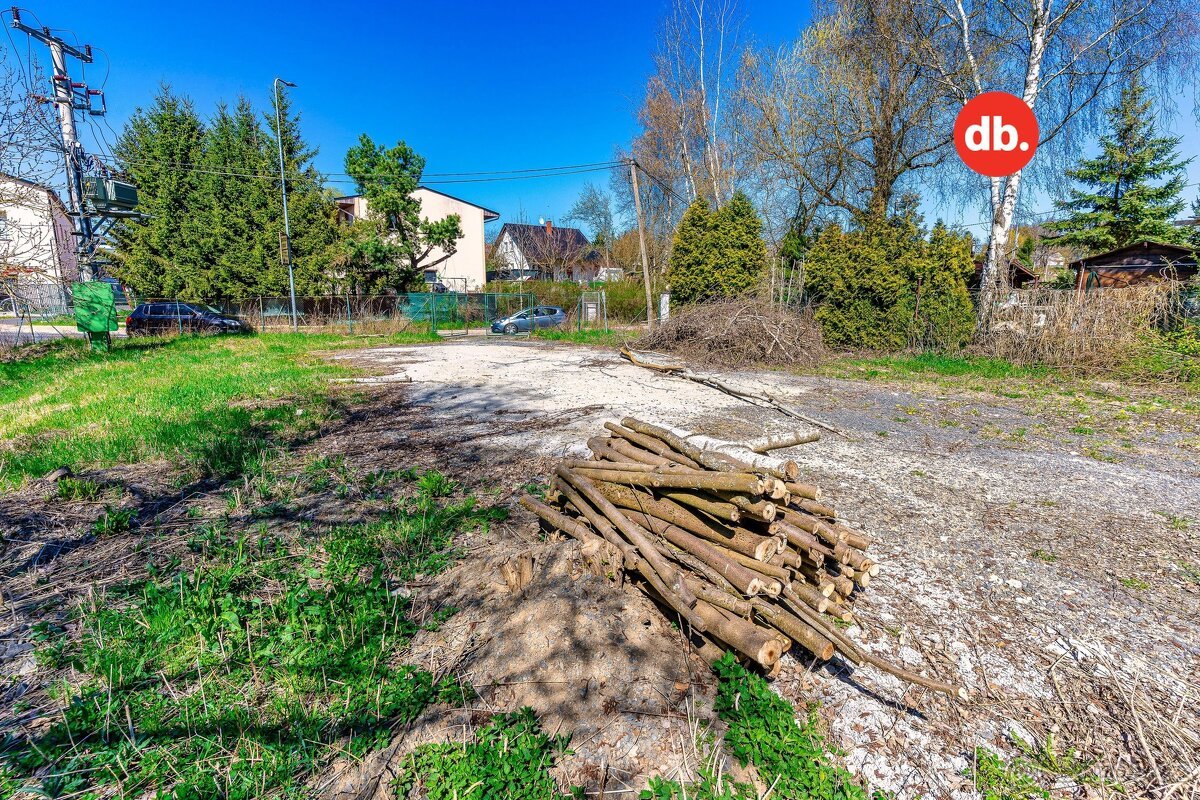 Prodej stavebního pozemku 878 m², Sadov - Bor, ev.č. 01765