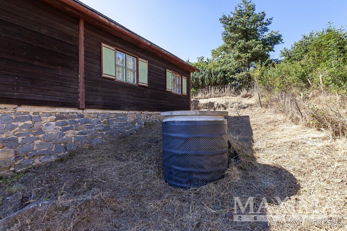 Pozemek  o ploše 1403 m2 - Kamýk nad Vltavou, Kamýk nad Vlta