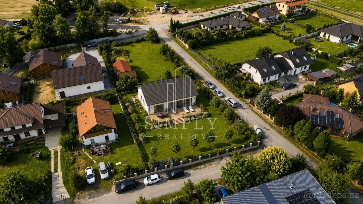 Prodej stavebního pozemku 810 m², Tehov, ev.č. 00348