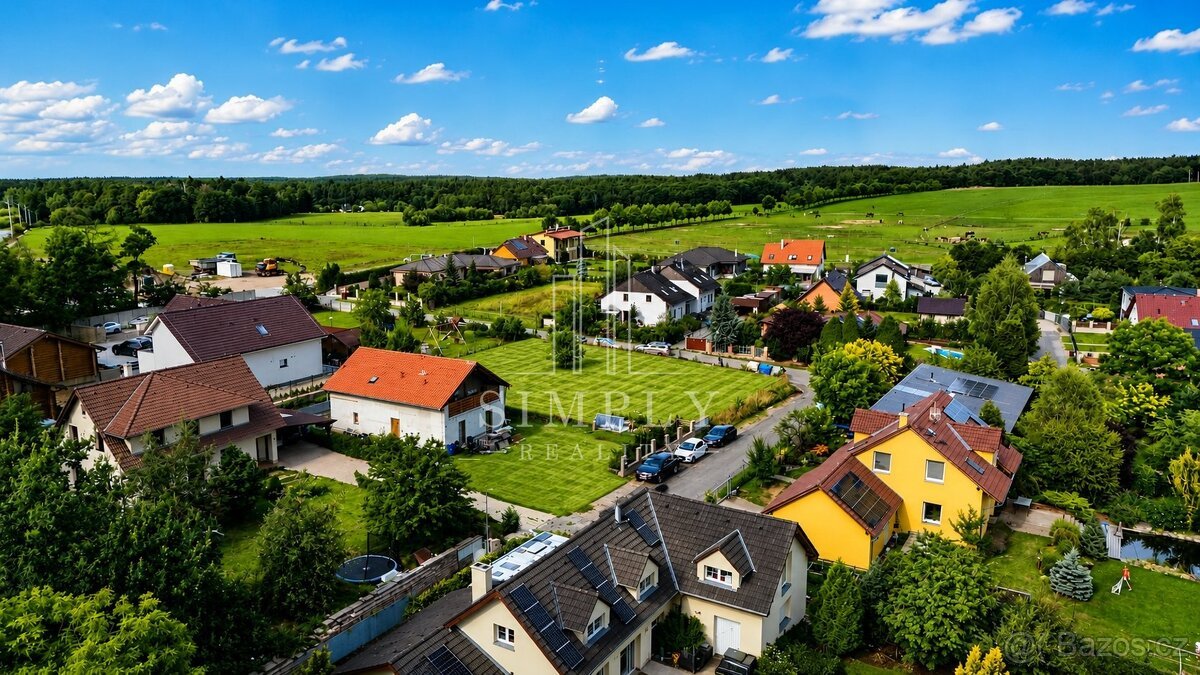 Prodej stavebního pozemku 810 m², Tehov, ev.č. 00348