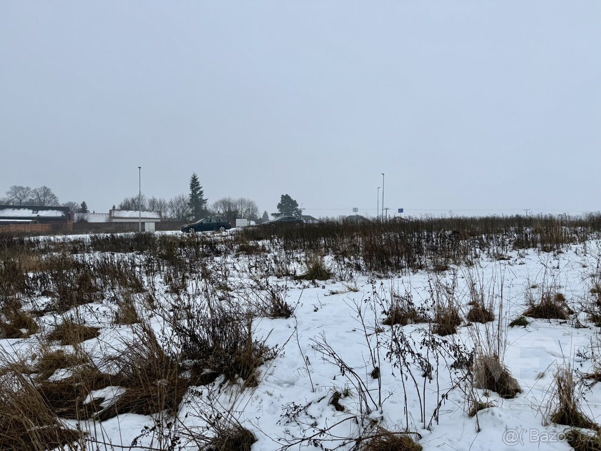 Prodej stavebního pozemku 817 m2 v obci Rožďalovice