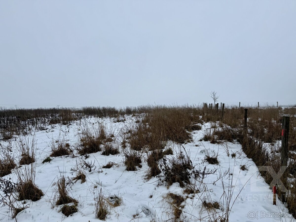 Prodej stavebního pozemku 817 m2 v obci Rožďalovice