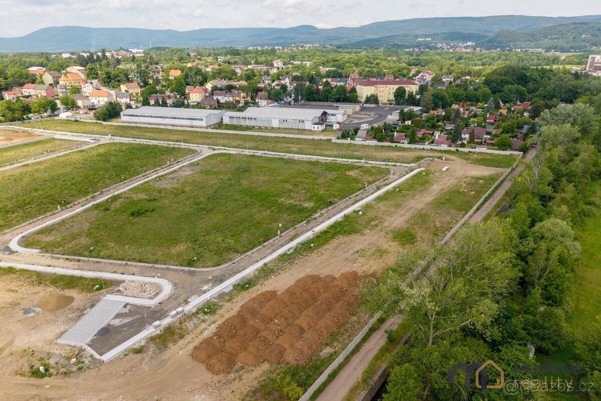 Prodej stavebních pozemků - Novosedlice