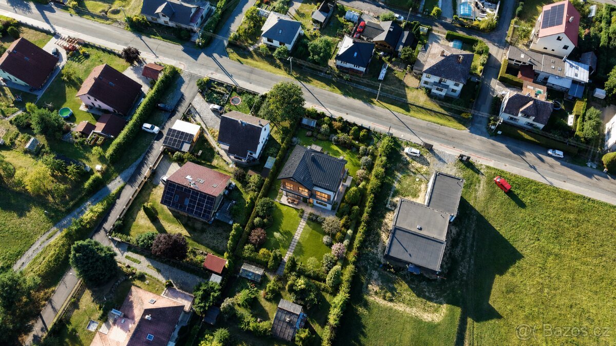 Prodej stavebních pozemků o celkové výměře 1.320 m2