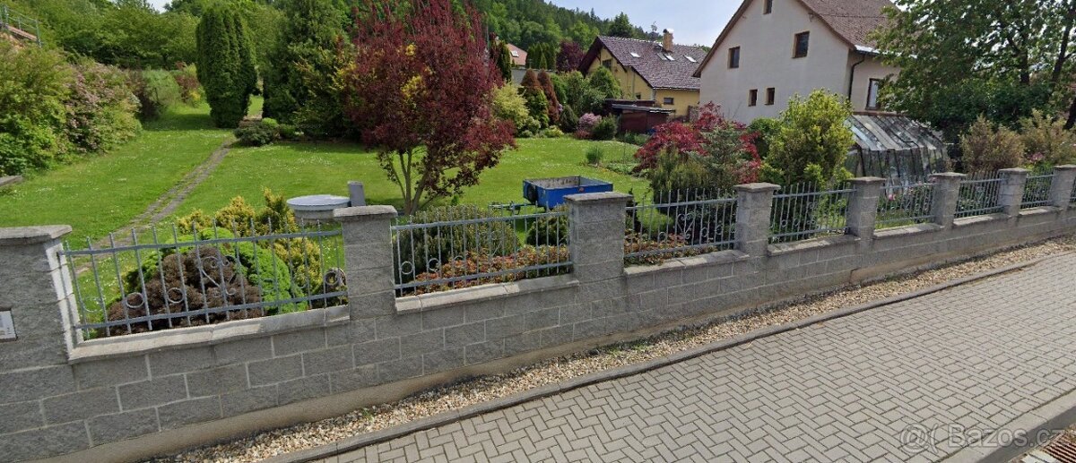 Prodej stavebních pozemků o celkové výměře 1.320 m2
