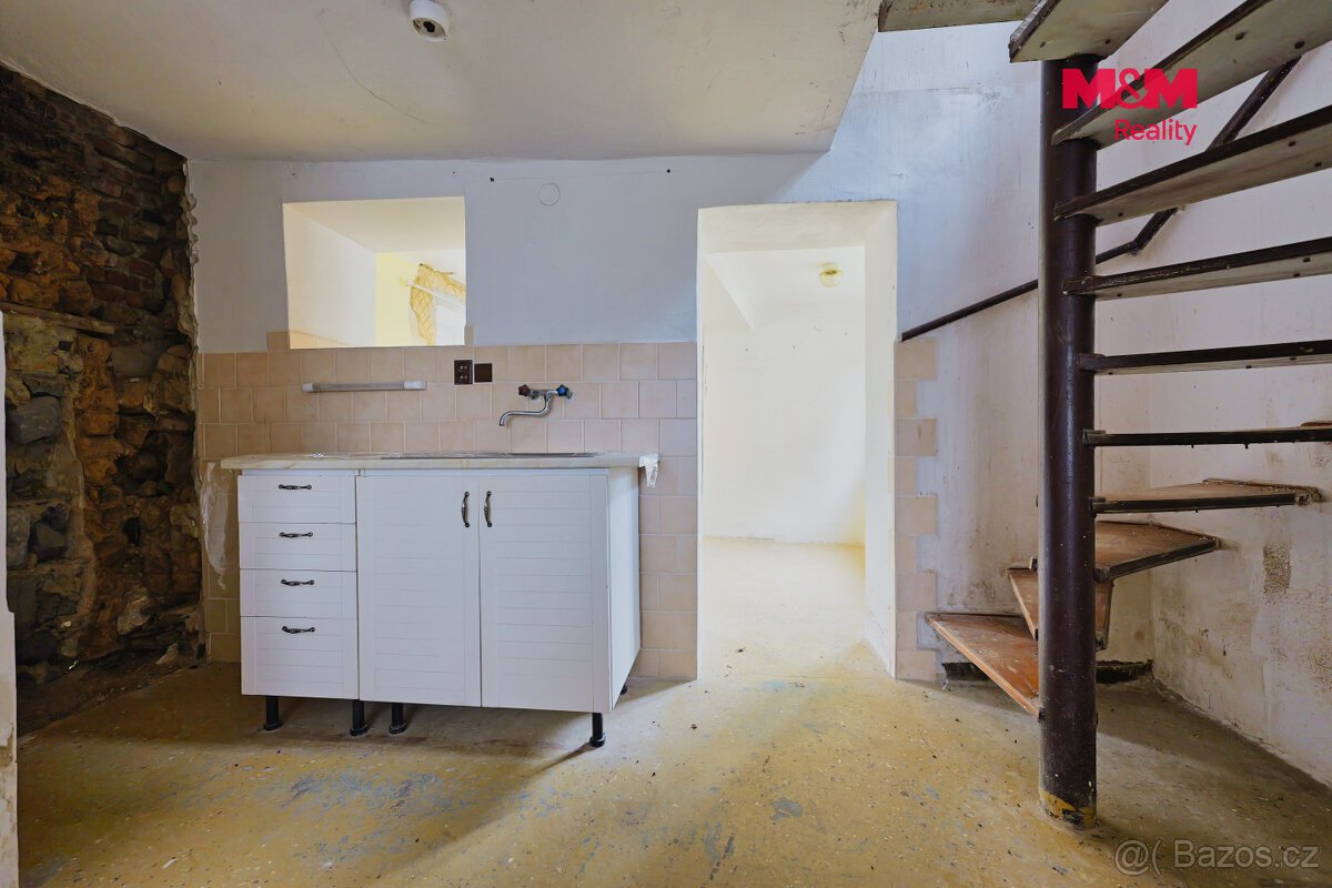 Prodej pozemku k bydlení, 816 m²