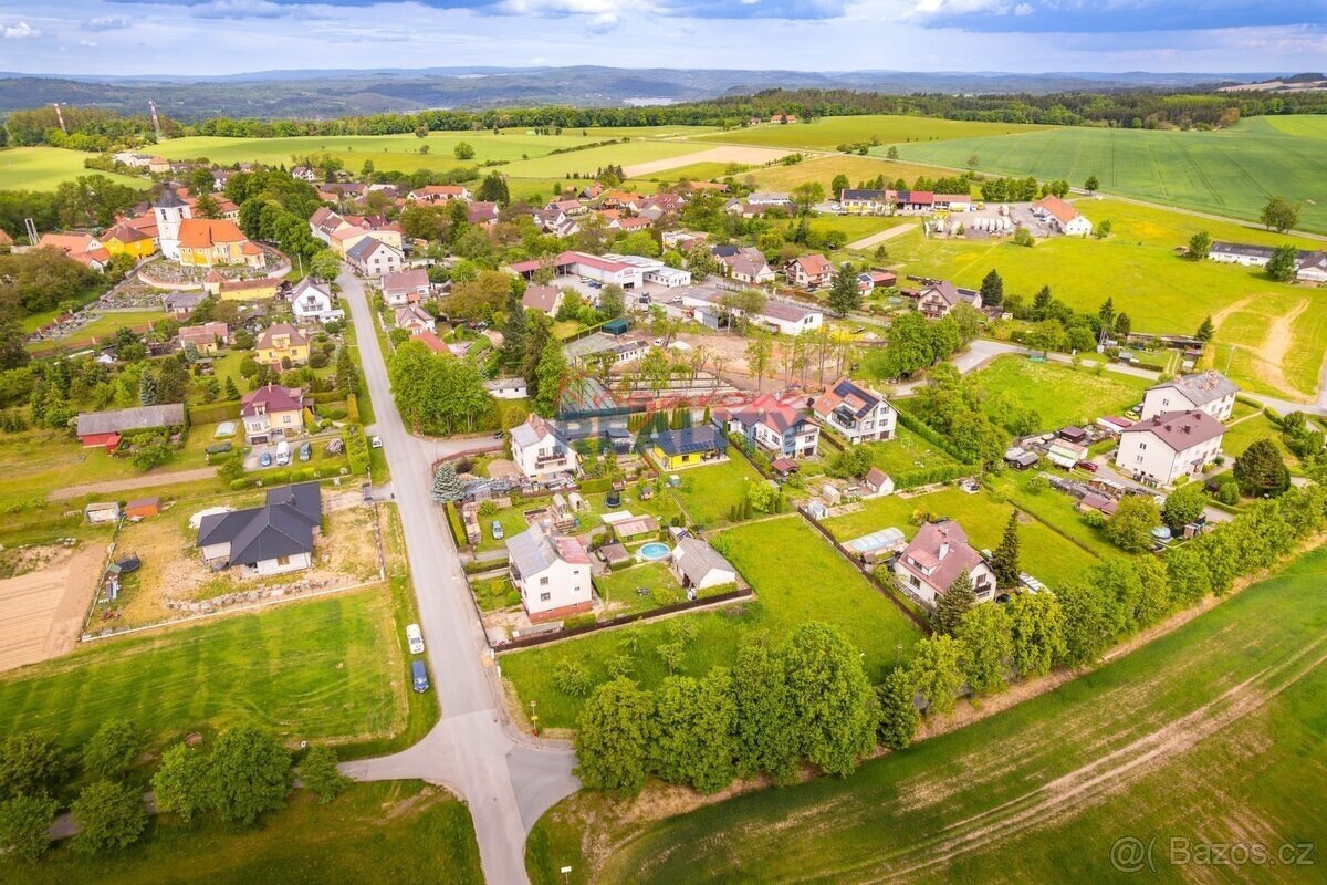Prodej stavebního pozemku 860m2 Kostelec nad Vltavou