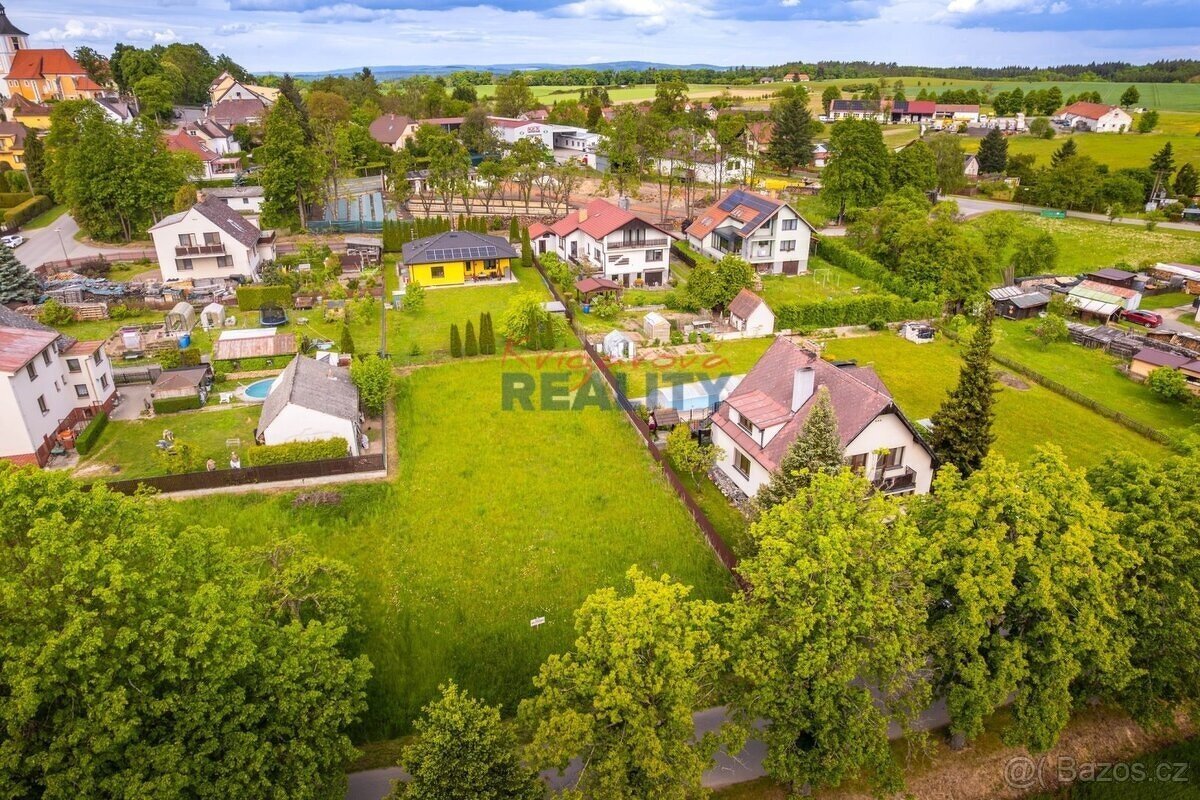 Prodej stavebního pozemku 860m2 Kostelec nad Vltavou