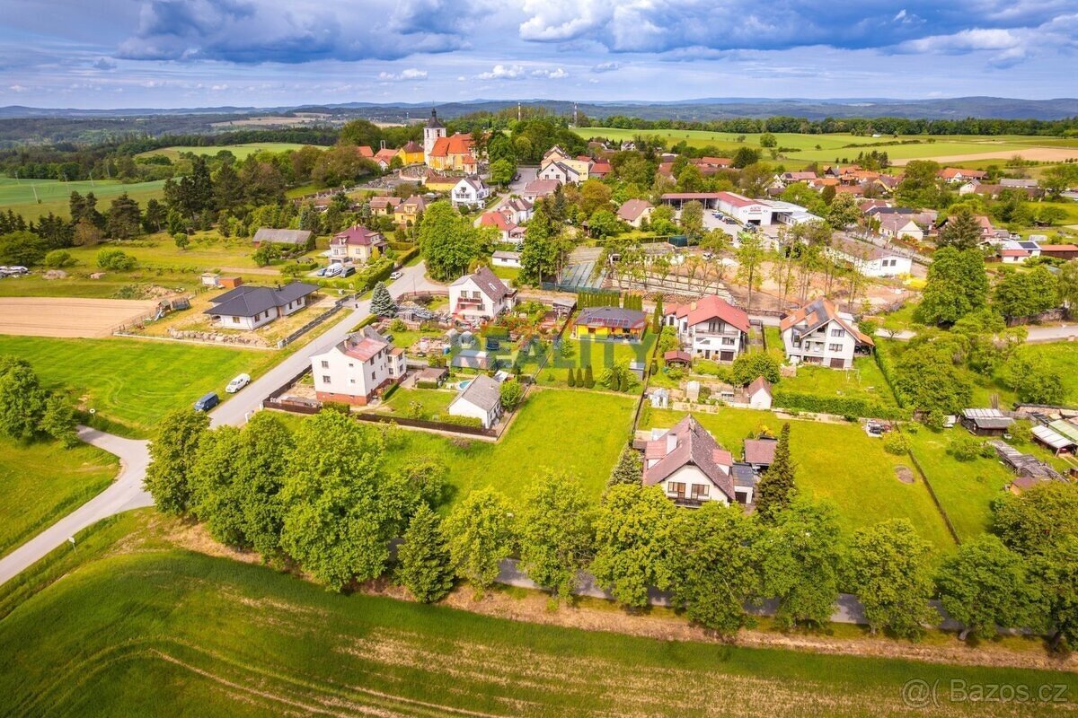 Prodej stavebního pozemku 860m2 Kostelec nad Vltavou