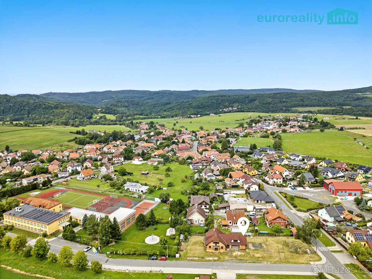 Prodej, pozemek 1724 m2, Broumy