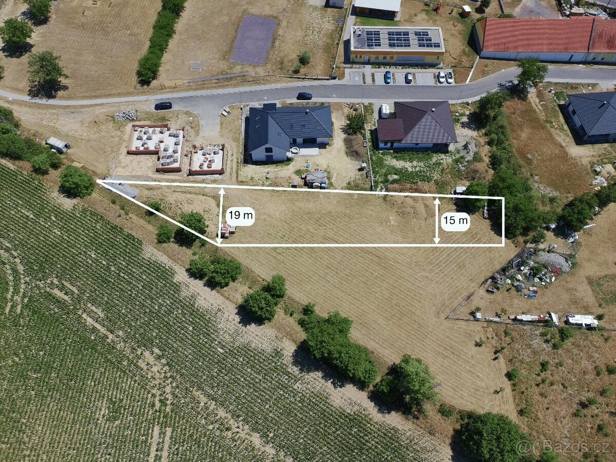 Prodej stavebního pozemku 1514 m², Želetice