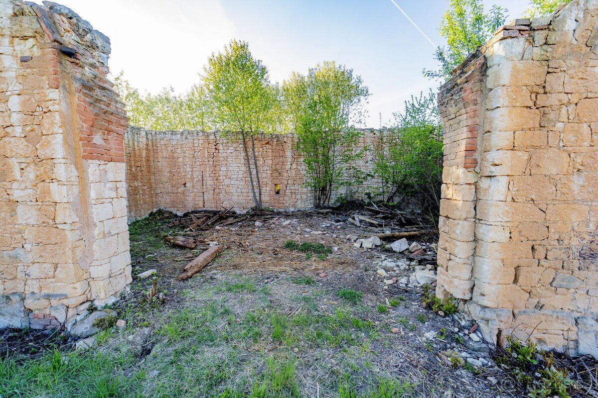 Svojetín, prodej stavebního pozemku 3831 m2