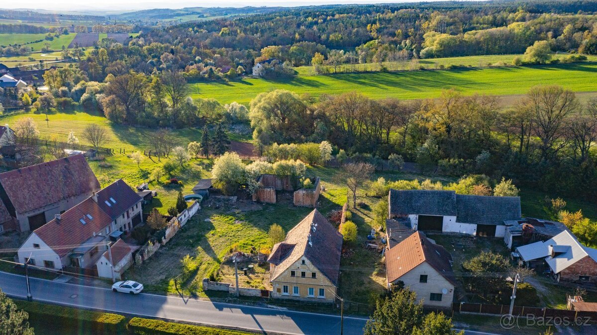 Svojetín, prodej stavebního pozemku 3831 m2