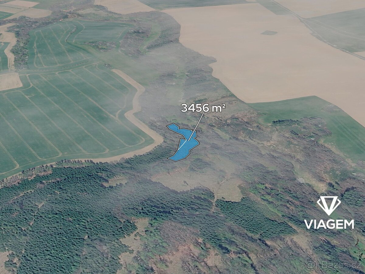 Les 3 456 m², Podíl 71 % o výměře 593 m²