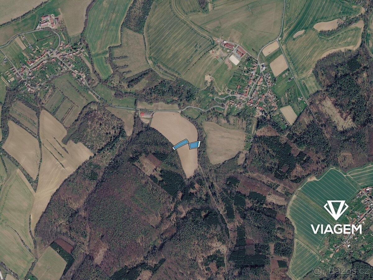 Pole 5 032 m², Podíl 38 % o výměře 1 887 m²