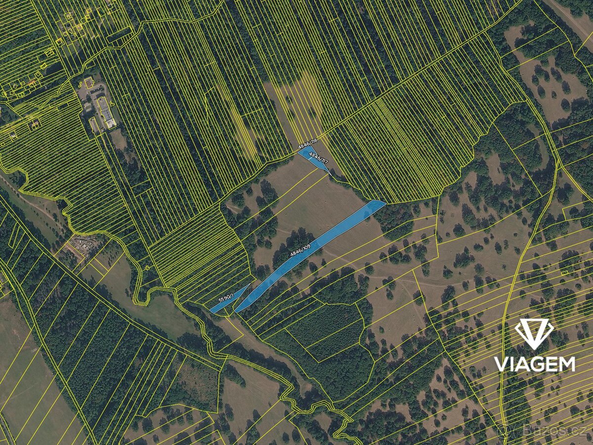 Pole 9 636 m², Podíl 50 % o výměře 4 227 m²