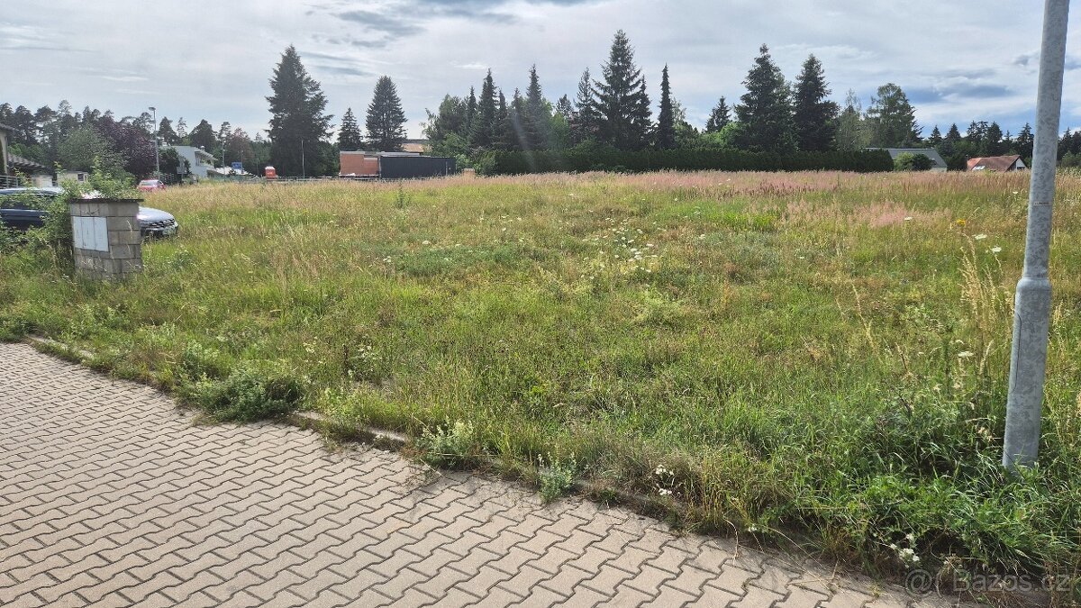 Prodej stavebního pozemku 2 025 m² – Unhošť, část Nouzov