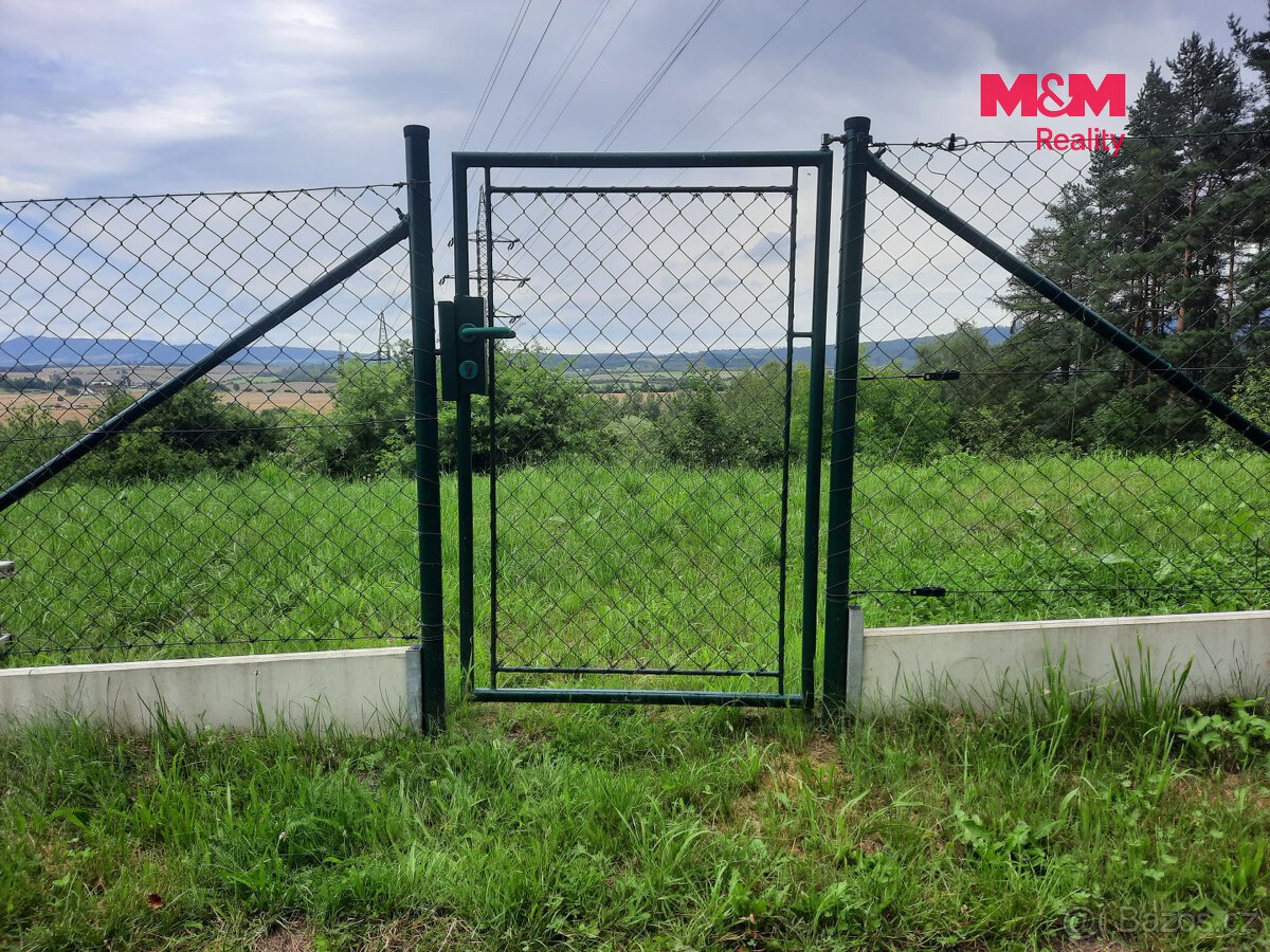 Prodej pozemku k bydlení, 2948 m², Újezd pod Troskami