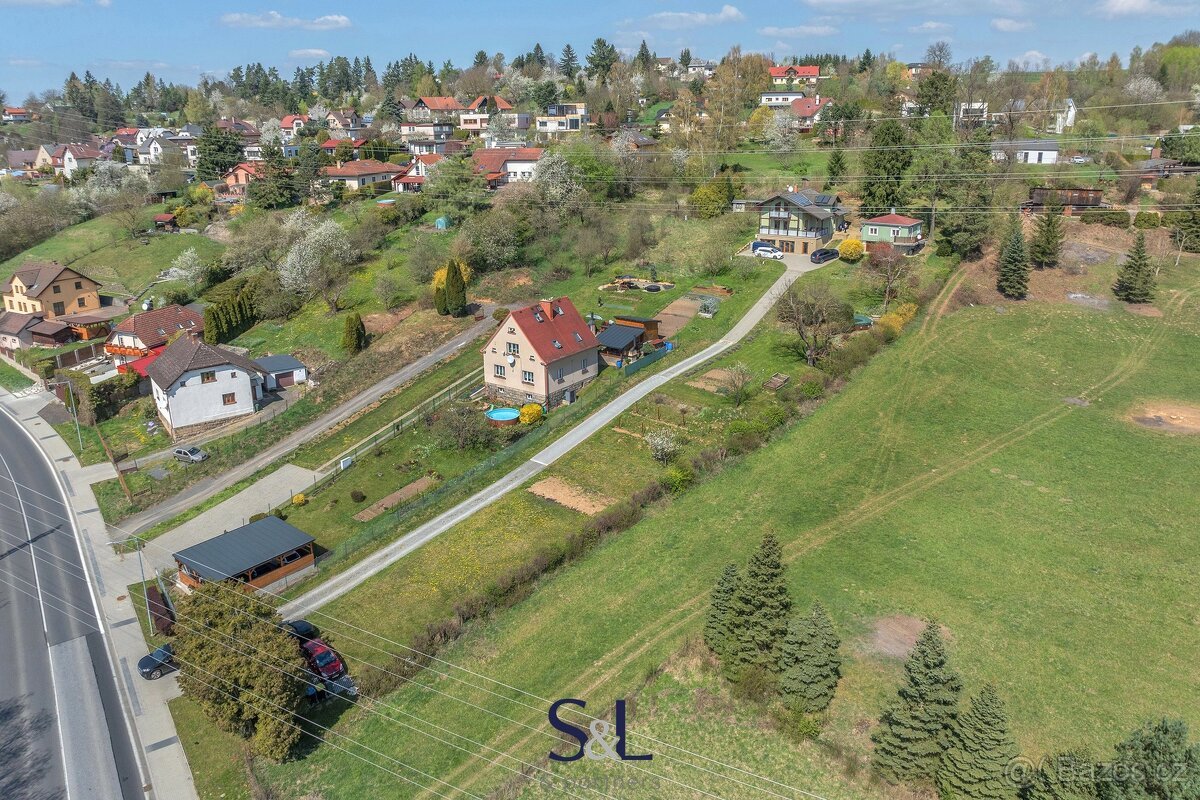 Prodej pozemku pro bydlení, 1 000 m² - Pelešany u Turnova