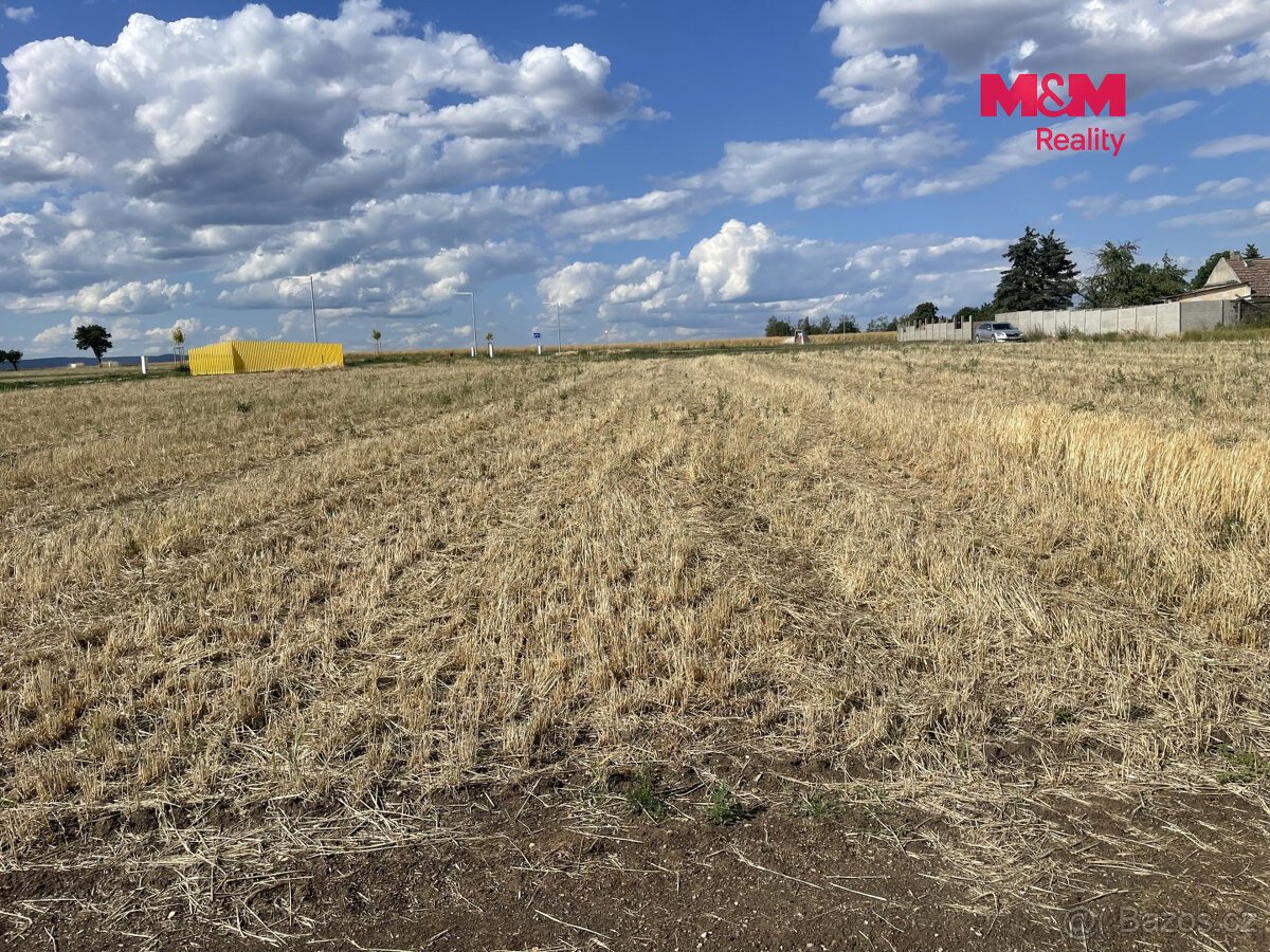 Prodej dvou pozemků k bydlení, 2167 m², Hrušovany